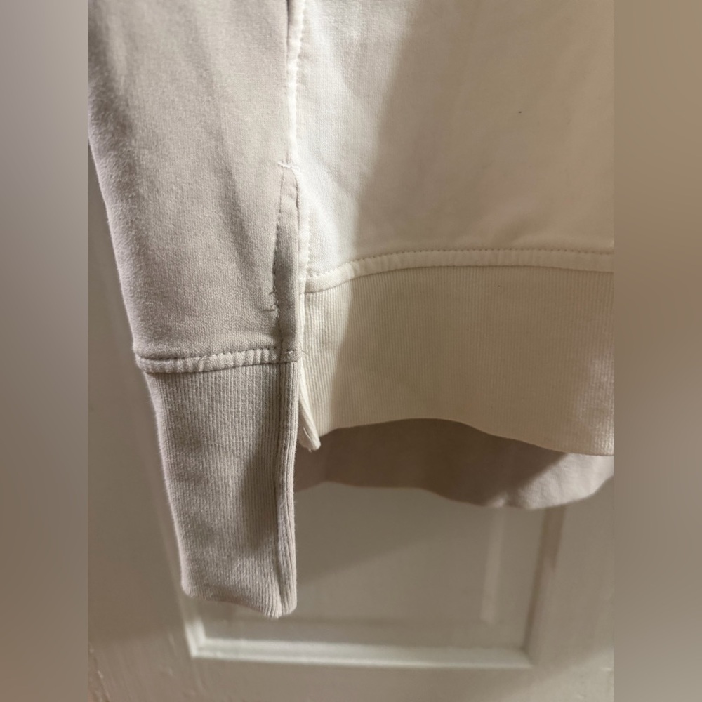 Athleta Beige and Cream Sweatshirt - Picture 3 of 6